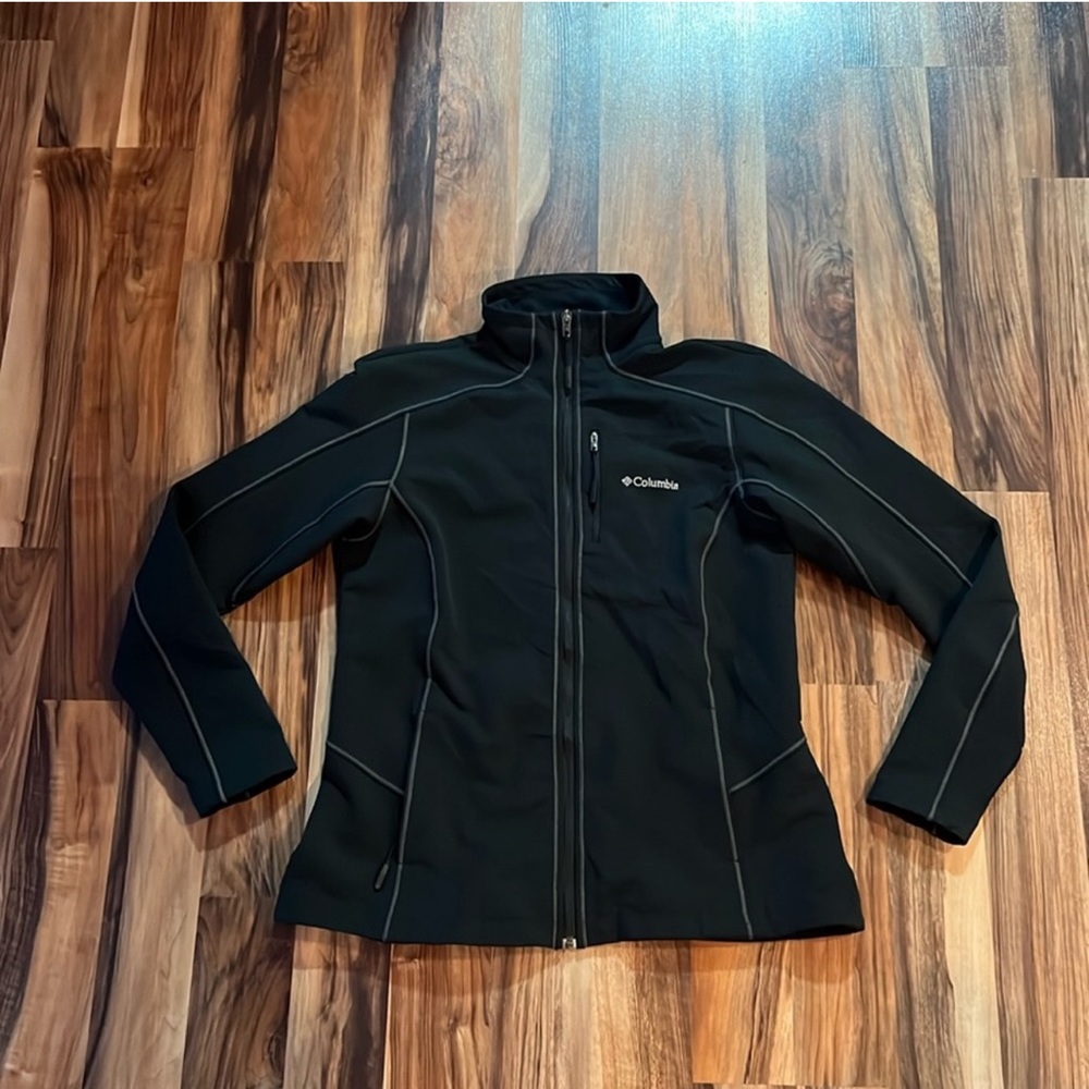 Women's large Columbia jacket
